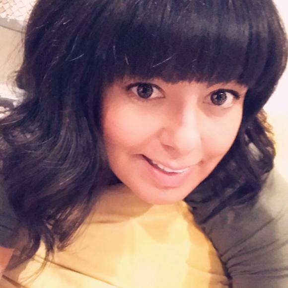 Meet your Posher, Melissa - Picture 1 of 1